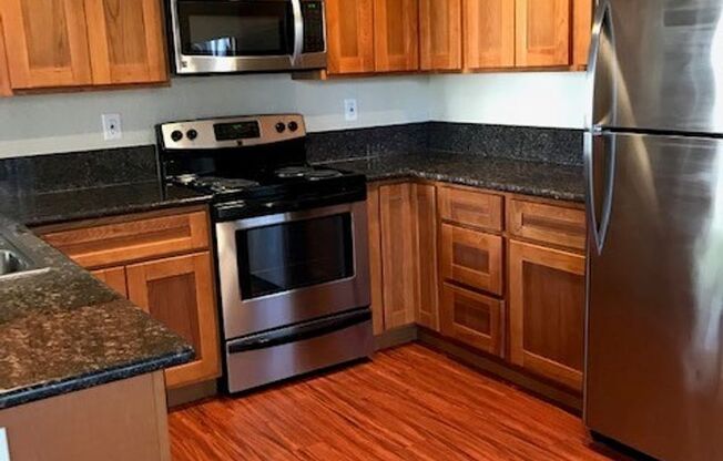 1 bed, 1 bath, 700 sqft, $1,730, Unit 140
