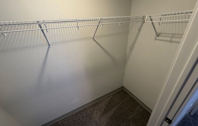2 beds, 1 bath, 988 sqft, $1,545, Unit 101B