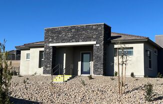 Gorgeous 2BED / 2BATH home nestled in 55 and older community in Summerlin!