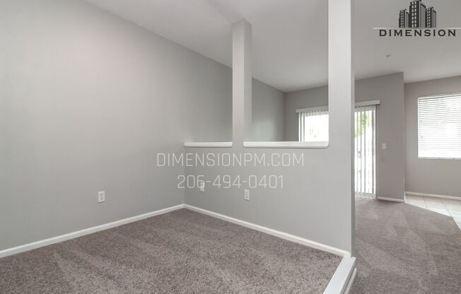 Beautifully Remodeled Studio in a Prime Location – Water/Sewer/Garbage Included!