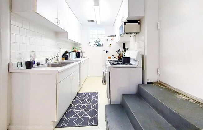 1 bed, 1 bath, 815 sqft, $2,000, Unit 1315 G