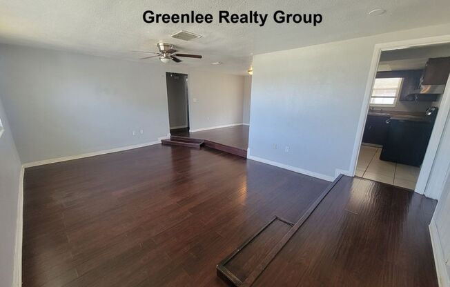 Beautiful 3 Bedroom/2 Bathroom Home- Pet Friendly!