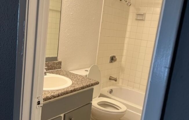 2 beds, 2 baths, 1,145 sqft, $1,050, Unit 6516