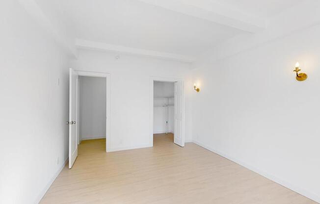 4 beds, 3 baths, 2,000 sqft, $10,875, Unit 8A