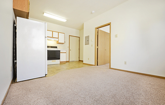 1 bed, 1 bath, $745, Unit 5