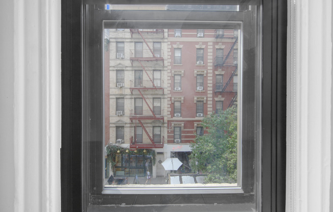 214 MULBERRY ST