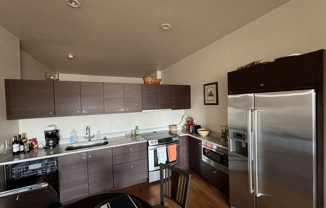 2 beds, 2 baths, 1,240 sqft, $4,200, Unit 507