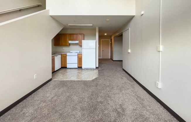 1 bed, 1 bath, 725 sqft, $725, Unit 358