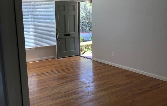 1 bed, 1 bath, 800 sqft, $2,195, Unit 81C