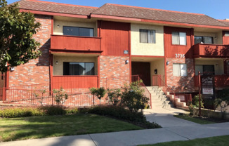 1 bed, 1 bath, $2,095, Unit 104