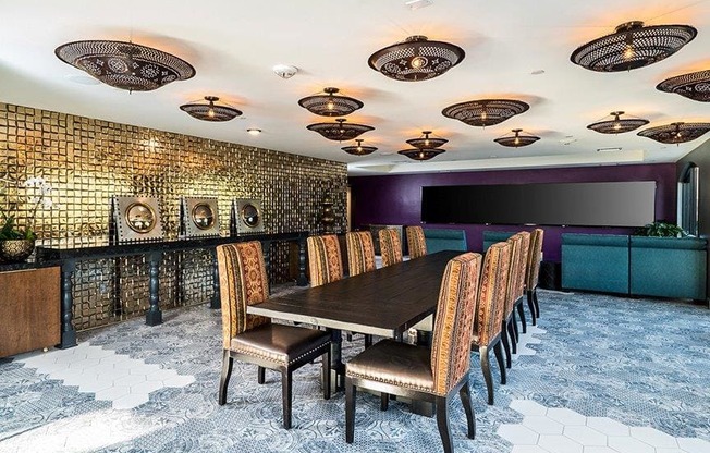 1 Ave_5_Adagio_clubhouse table and chairs_Mission Viejo CA