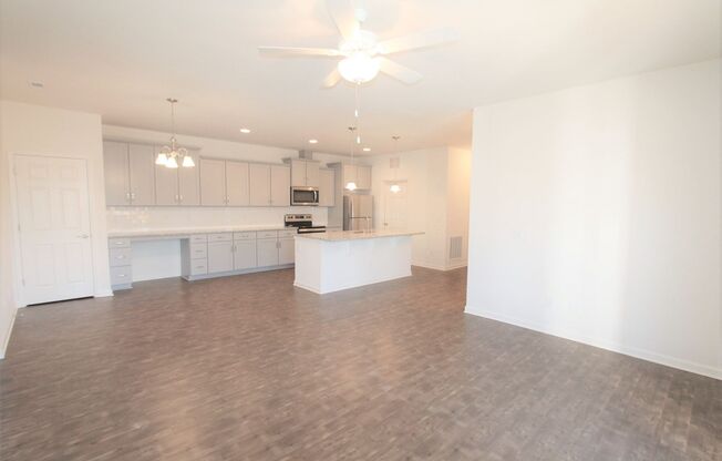 BEAUTIFUL 3BD 2.5 BTH Apartment home RAINTREE - Ballantyne Commons Pkwy