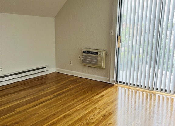 153 A BELMONT