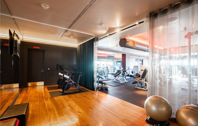 2 beds, 3 baths, 2,230 sqft, $11,000, Unit 14F