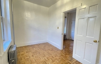 1 bed, 1 bath, 400 sqft, $2,350, Unit 3