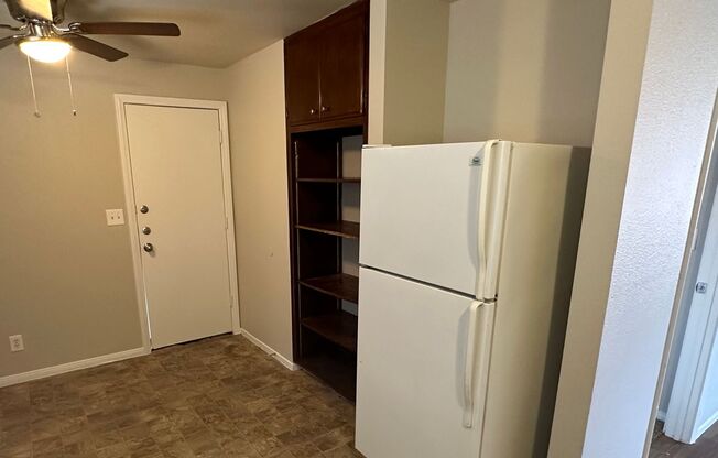 3 beds, 1 bath, $1,650