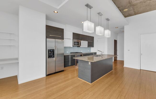 Large Three Bedroom Condo at Terrazzo In The Gulch