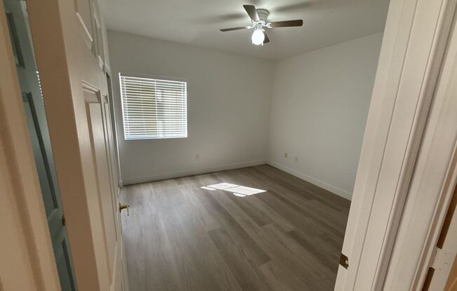 2 beds, 2 baths, $1,450, Unit # 2612