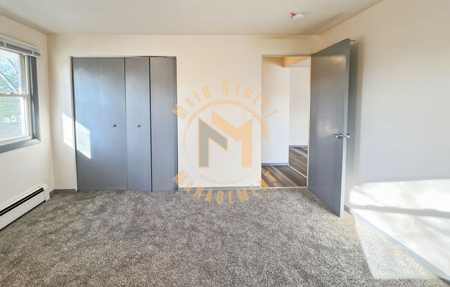 2 beds, 1 bath, $895, Unit 3