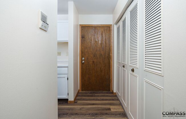 Half Moon Lake Apartments