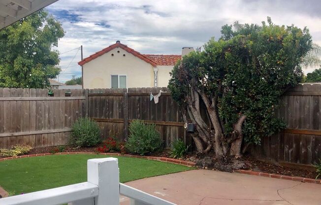 3 beds, 1 bath, $4,500, Unit 6324 Montezuma Rd.