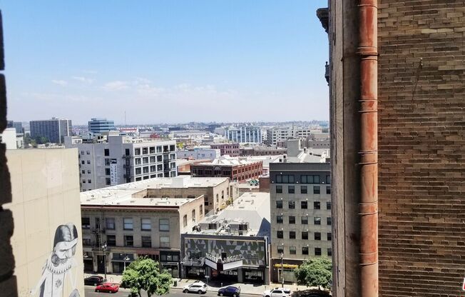 Studio, 1 bath, 600 sqft, $1,950, Unit 908