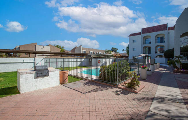 Grills and Community at University Park Apartments in Tempe AZ