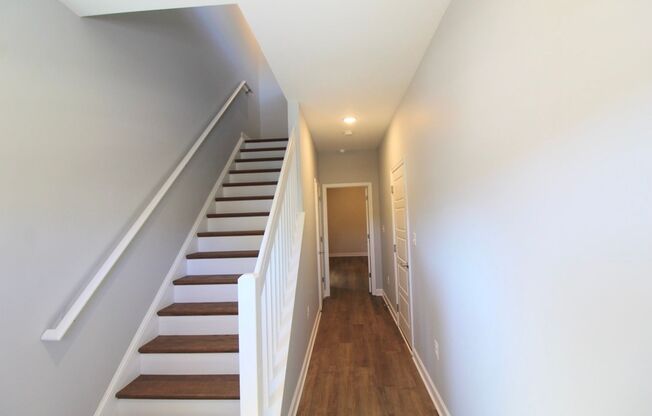 Three level large end unit townhome with garage!- 2888 Belgian
