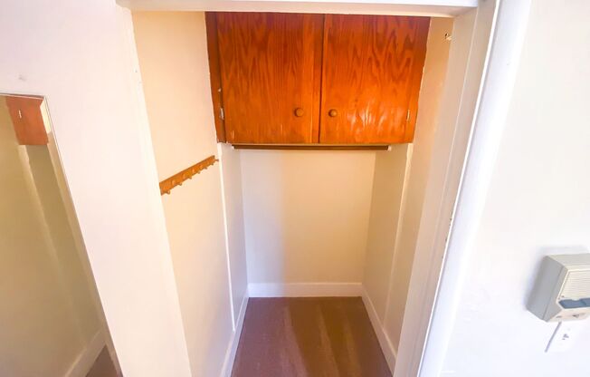 Studio, 1 bath, 390 sqft, $1,150, Unit 10