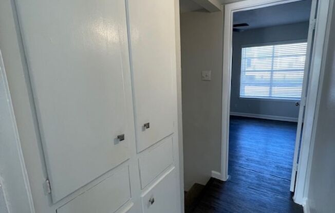 3 beds, 2 baths, 1,256 sqft, $1,550, Unit 12-1203 W/D