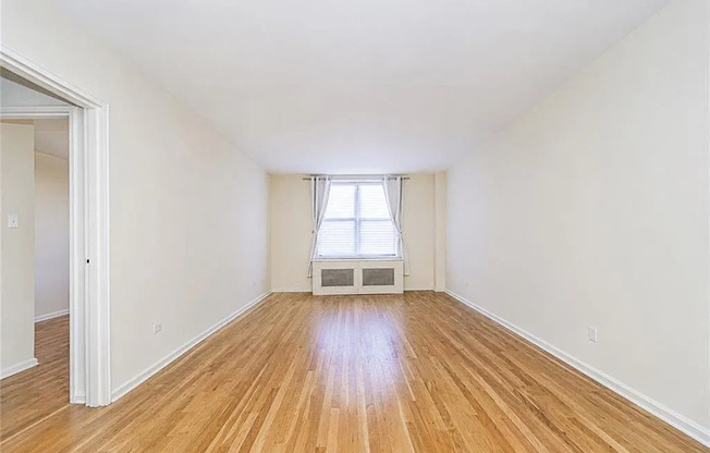 2277 HOMECREST AVE