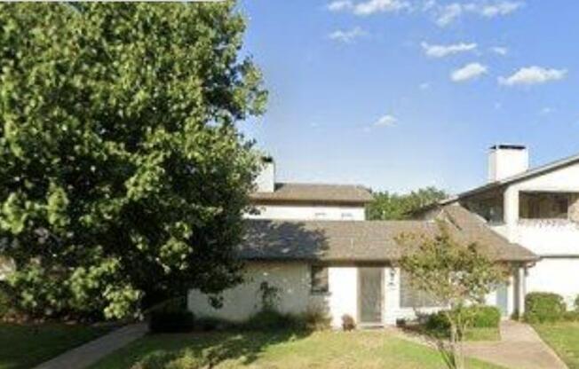 636 TIMBERLINE DR