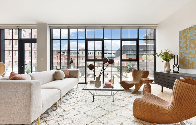 4 beds, 4.5 baths, 3,016 sqft, $25,000, Unit PHE