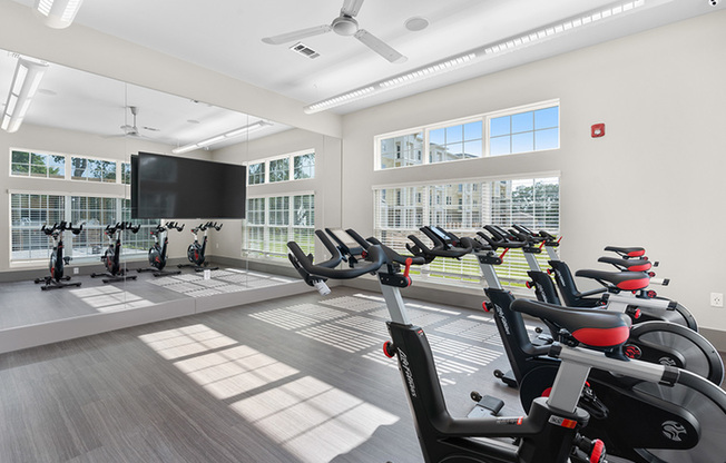 Hamilton at Lakeside Kissmme FL aerobics and yoga room
