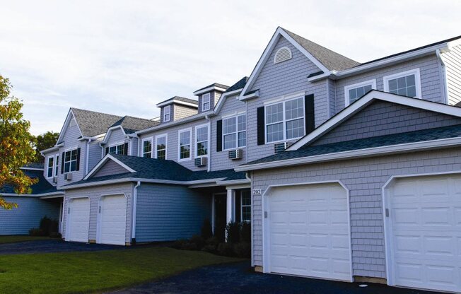 Garages Available at Echo Pond Luxury Apartments, Moriches