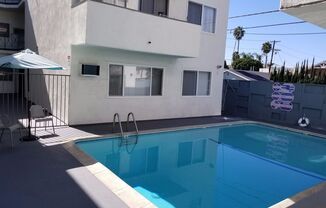 Studio, 1 bath, 350 sqft, $1,650, Unit 29