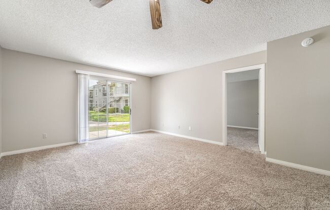 2 beds, 2 baths, 892 sqft, $1,150, Unit 1