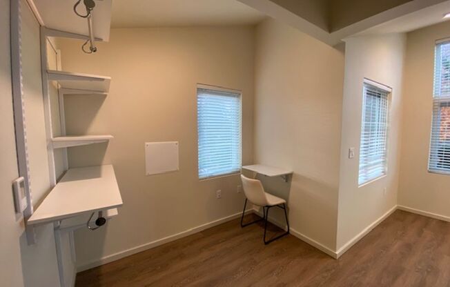 Studio, 1 bath, 175 sqft, $1,495, Unit 501