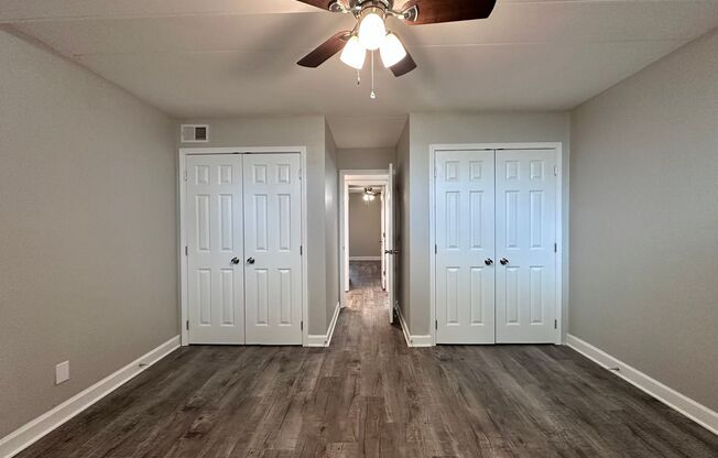 2 beds, 1 bath, 980 sqft, $1,493, Unit 155H