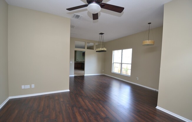 Fantastic fully upgraded 4 BR Oviedo Pool Home