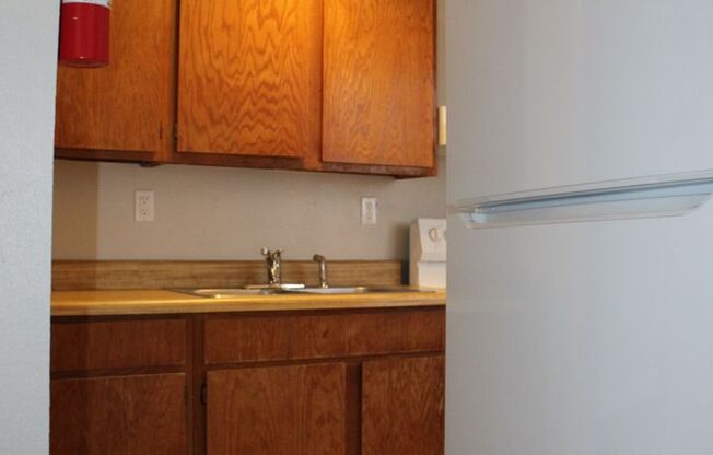 1221 Laurel Avenue House