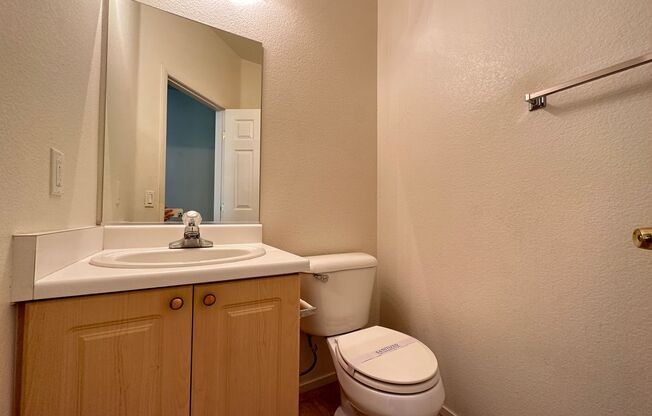 2 beds, 2.5 baths, $1,595, Unit UNIT 102