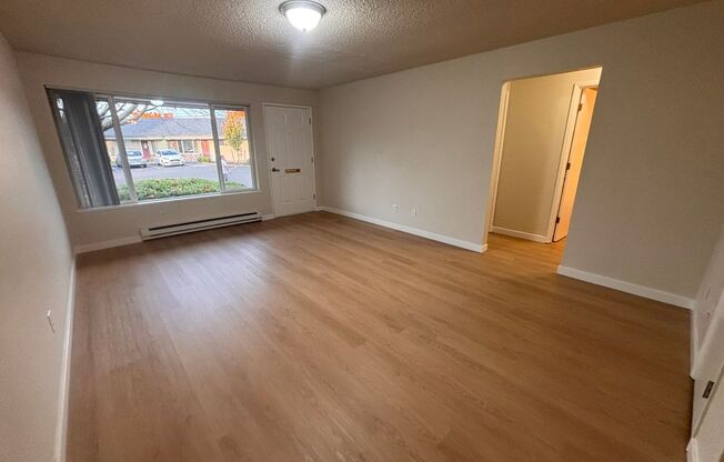 2 beds, 1 bath, 845 sqft, $1,695, Unit 37