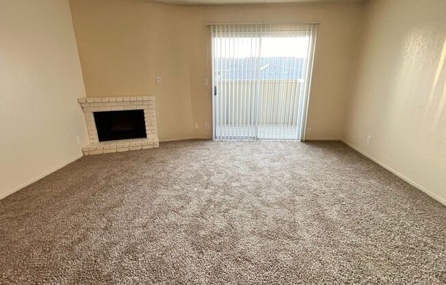 2 beds, 1 bath, 904 sqft, $1,500, Unit 208A