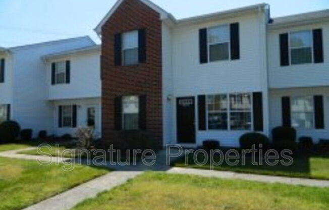 3437 CLOVER MDWS DR