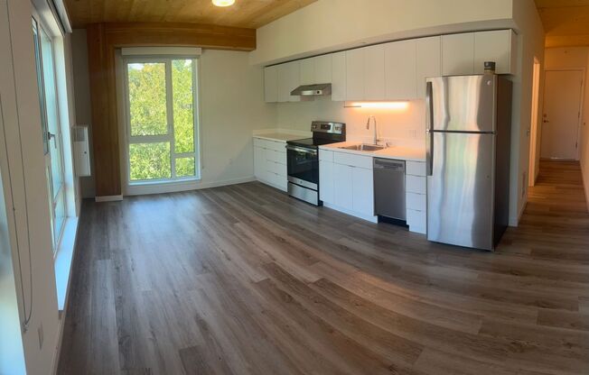 1 bed, 1 bath, 522 sqft, $1,694, Unit 211- MFTE