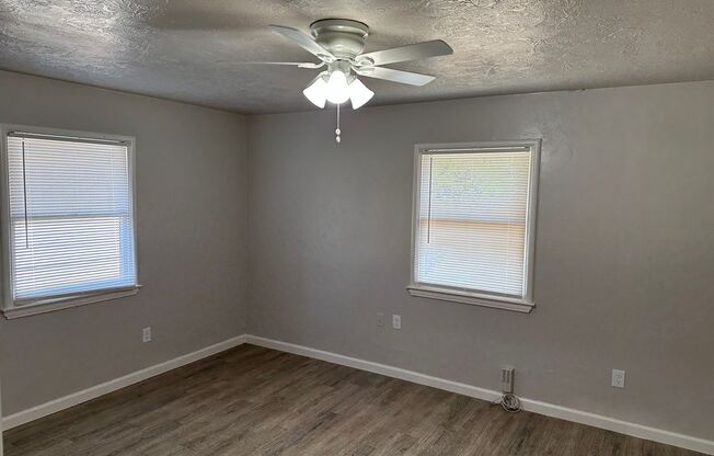 3 beds, 1 bath, $1,825