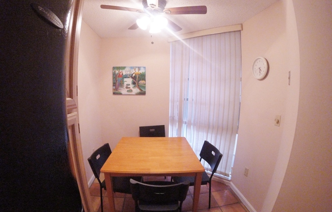 2 beds, 2 baths, $2,850, Unit # 2211