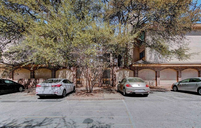 1 bed, 1 bath, 522 sqft, $1,400, Unit 121