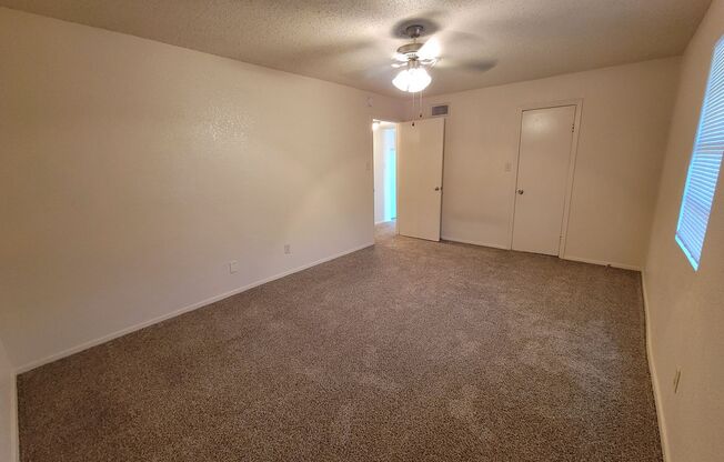 2 beds, 1 bath, 710 sqft, $925, Unit 206A